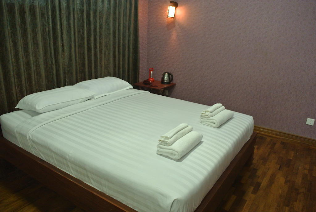 Yaewaddy Motel Gyogon Room photo